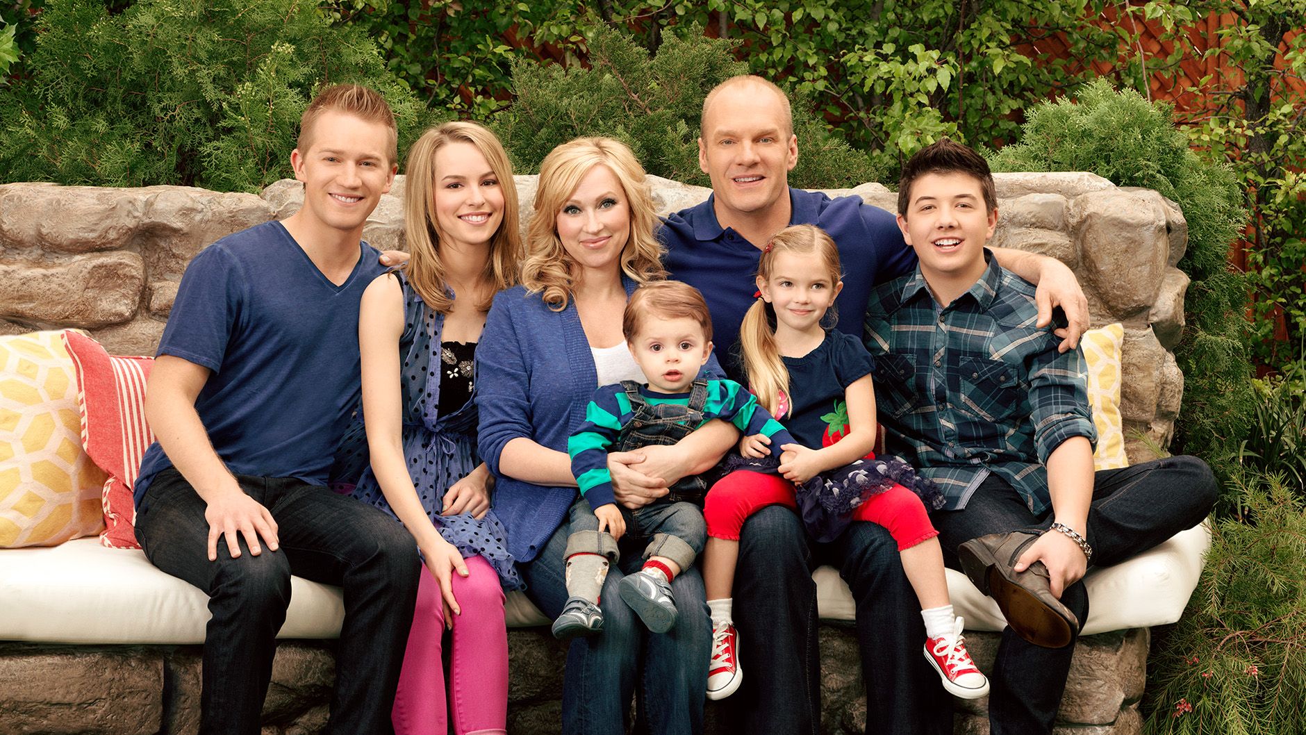 good luck charlie spencer and teddy kiss